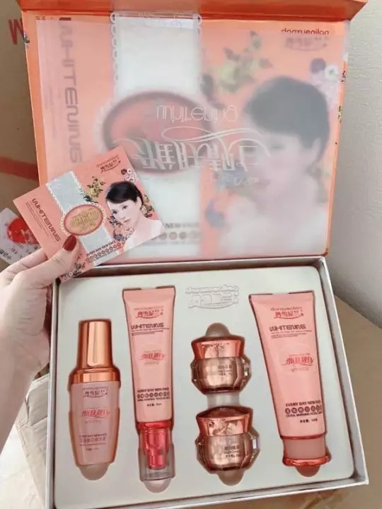 Mỹ phẩm Hoàng Cung Cam 5 sản phẩm