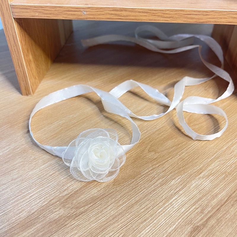 Vòng cổ choker hoa hồng đen voan