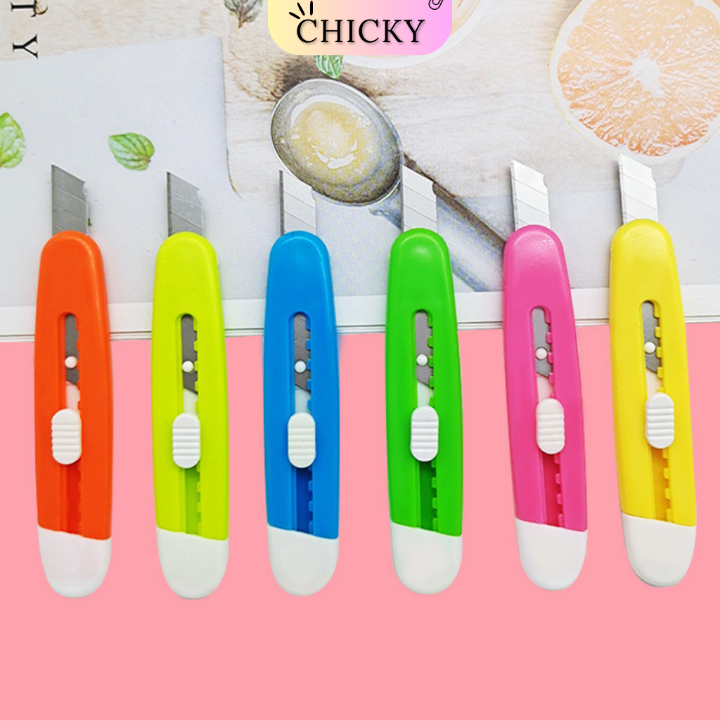 Dao rọc giấy mini bỏ túi Chicky nhiều màu dễ thương tiện lợi 9x2cm