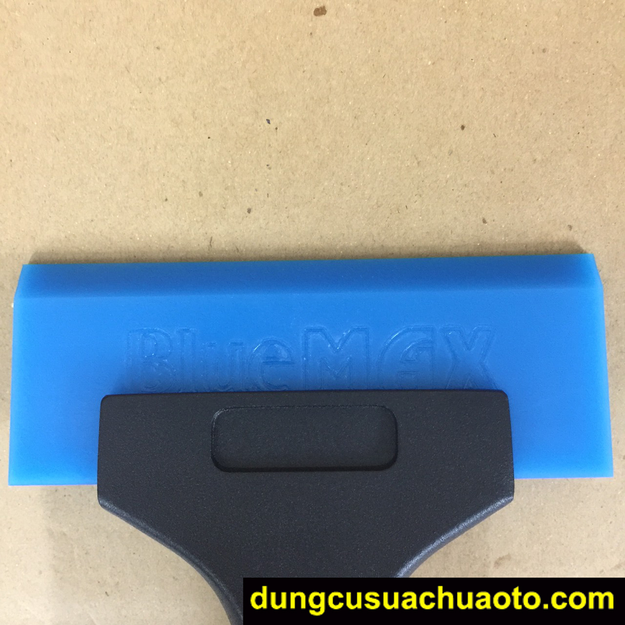 Tay gạt dán phim Bluemax