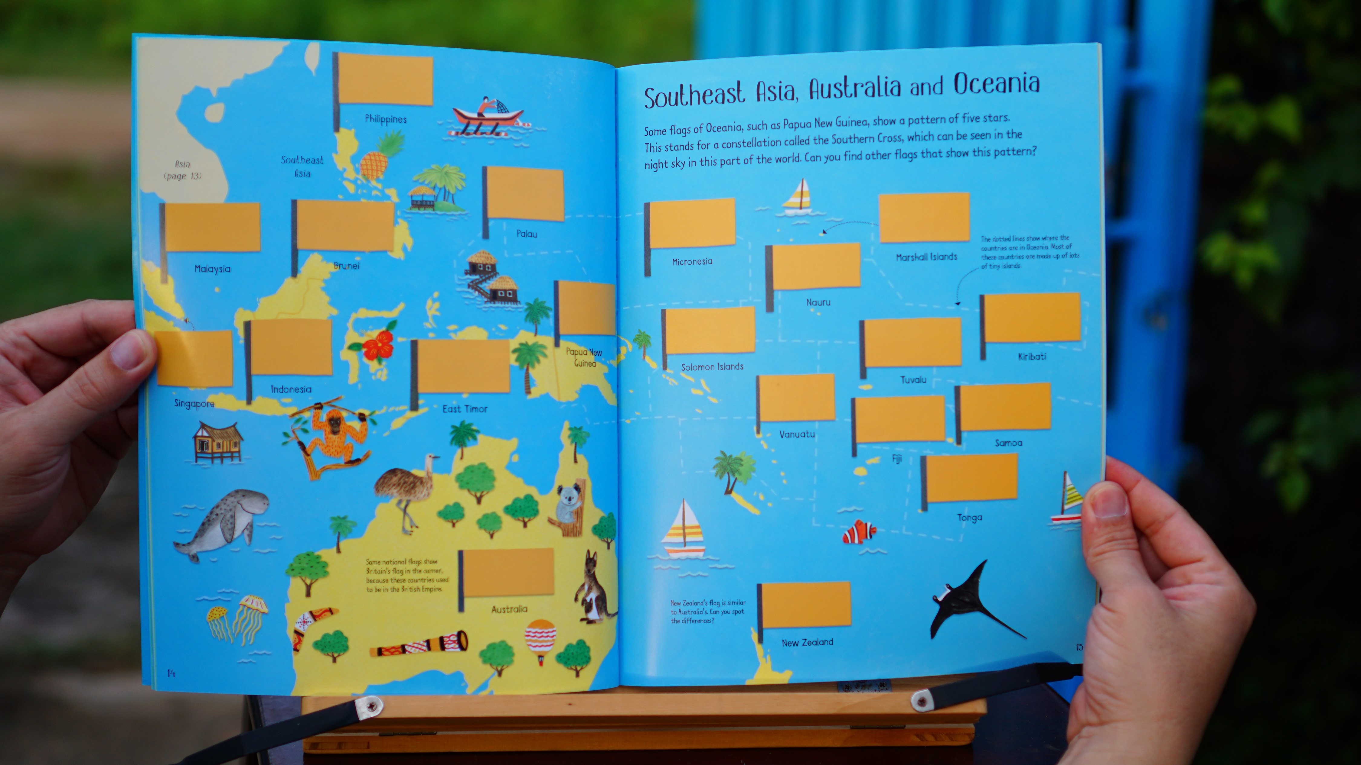 Sách Usborne First Sticker Book Flags