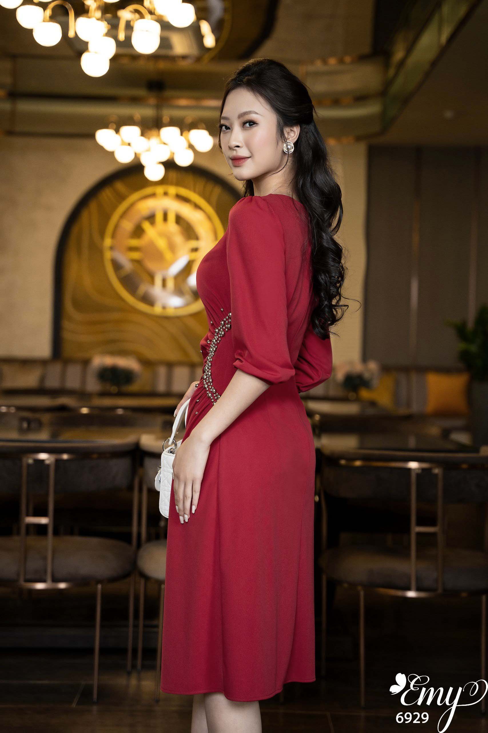 Đầm EMY EM6929 Xoè A Đỏ Tay Lỡ
