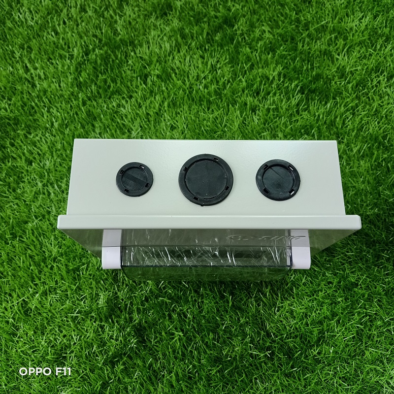 Tủ điện SINO vỏ kim loại EM6PL