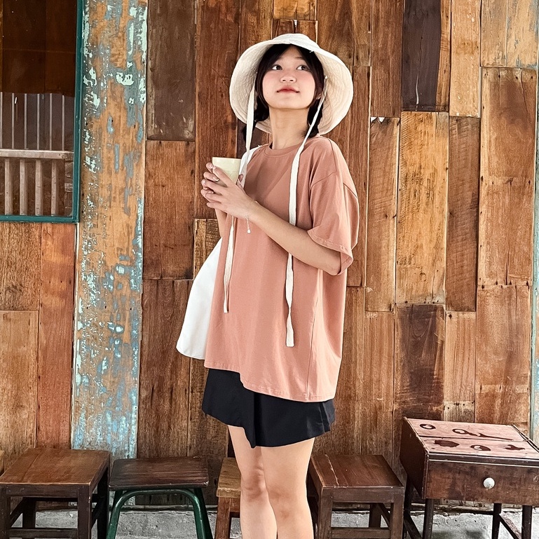 Áo thun unisex cổ tròn tay ngắn Basic 180 Miều Est.2013