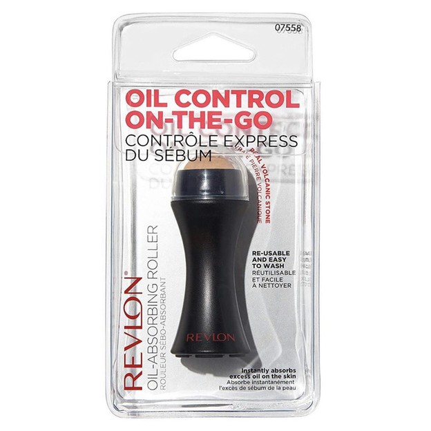 Cây Lăn Hút Dầu Thừa Revlon Oil-Absorbing Volcanic Roller