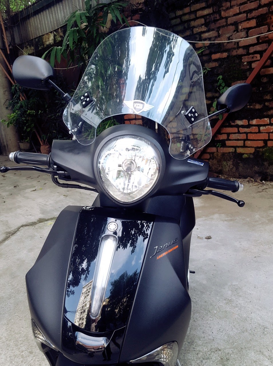 Kính Chắn Gió Xe Yamaha Janus - KC500JN