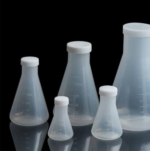 Bình tam giác nhựa 100ml có nắp