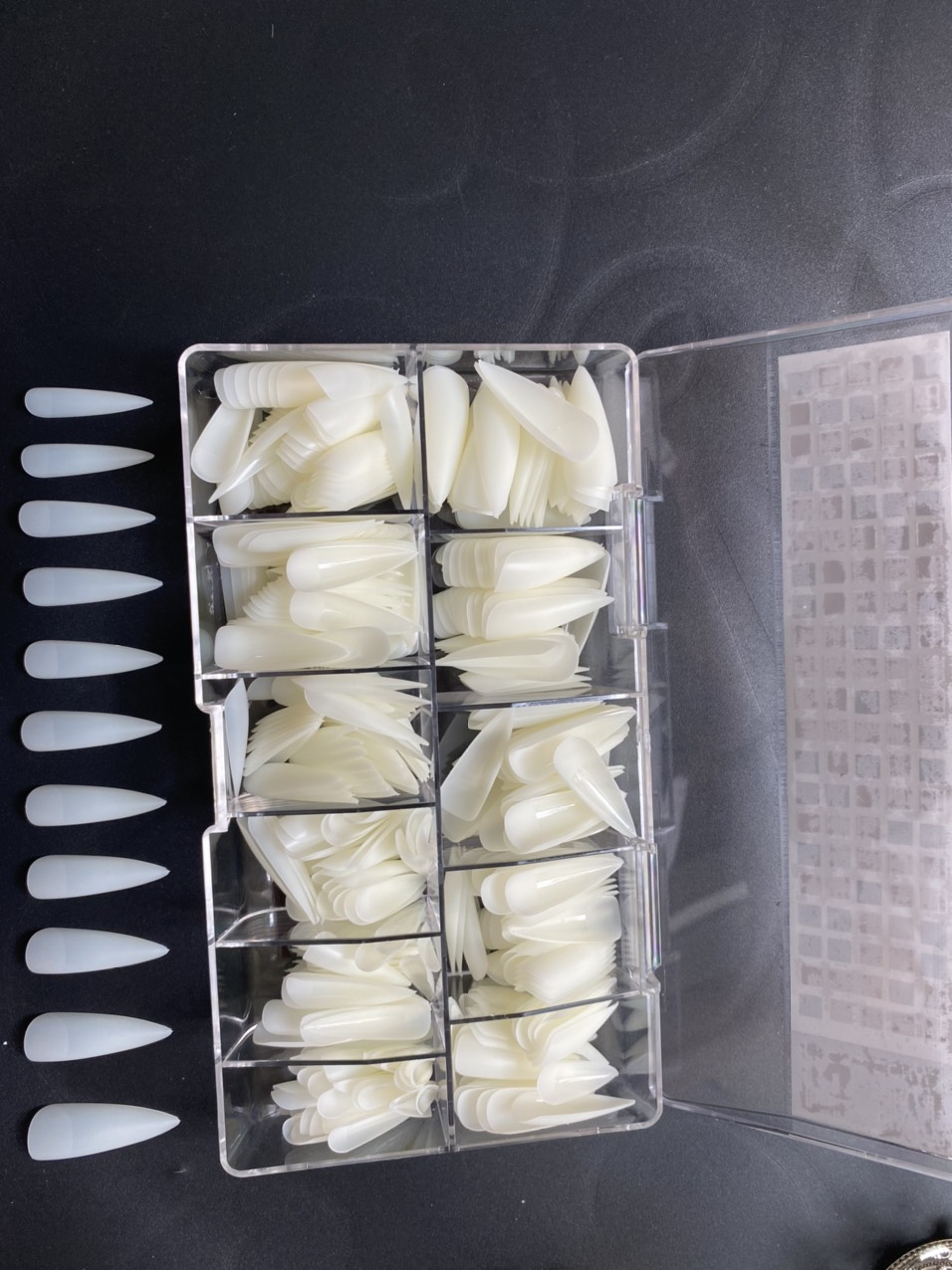 Móng úp HSM nhám form nhọn đục, trong