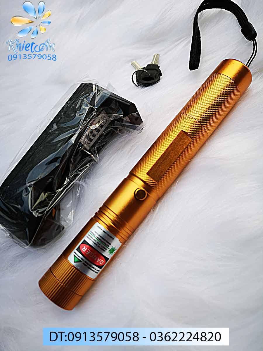 Đèn laze laser 303 vỏ vàng tia đỏ công trình giá rẻ