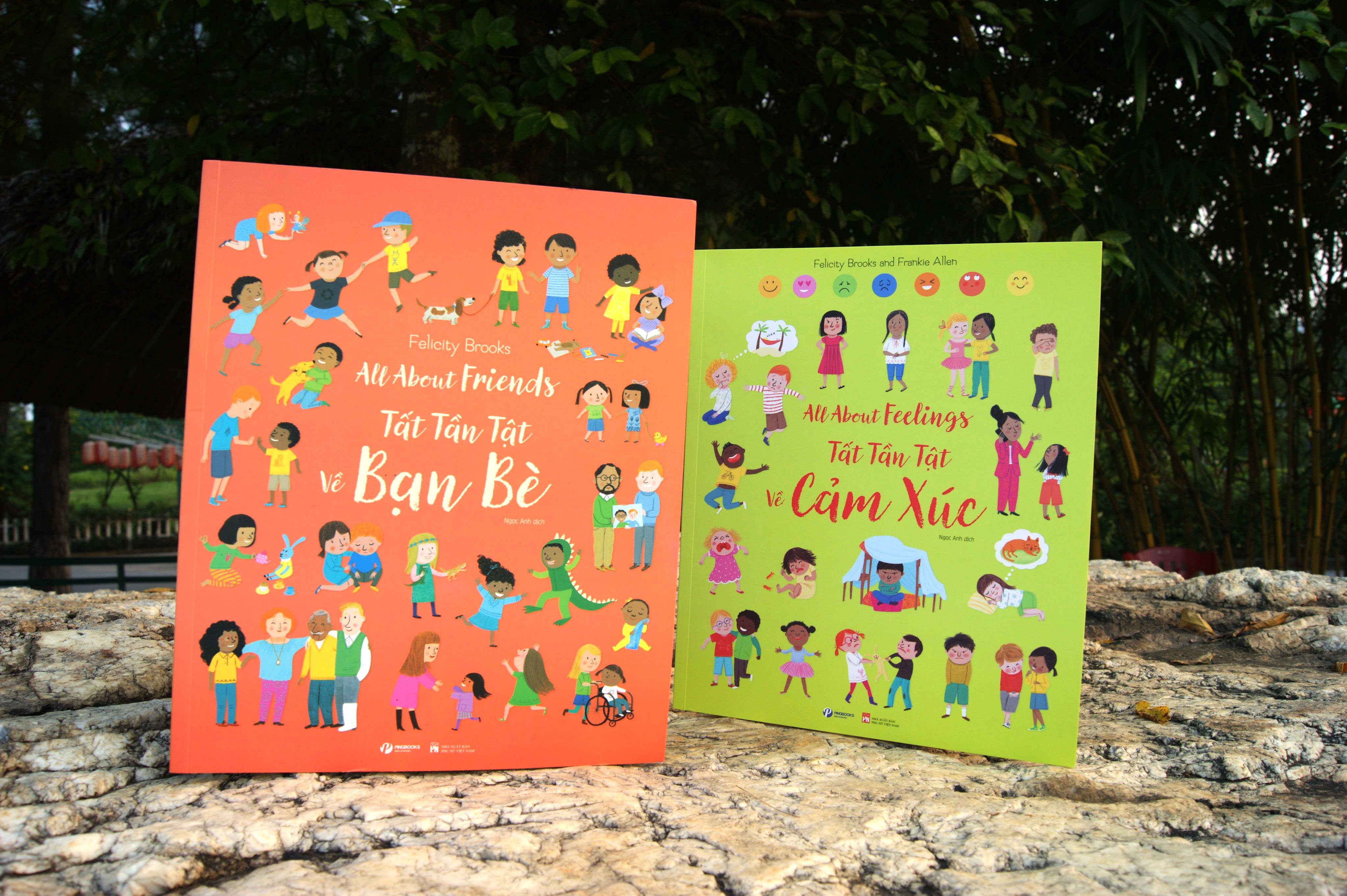 Sách thiếu nhi - tất tần tật về bạn bè , về cảm xúc - all about friends/ all about feelings - trọn bộ 2 cuốn
