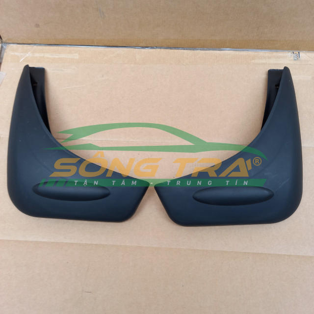 CHẮN BÙN BÁNH SAU DAEWOO MATIZ 1, 2 (GIÁ 1 CÁI)