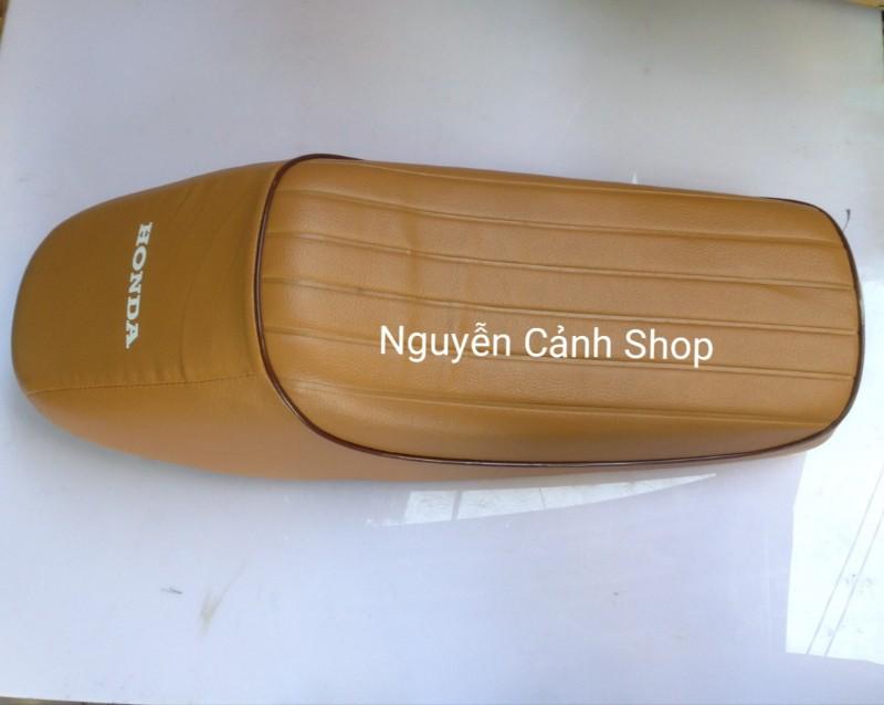 yên xe 67 độ màu vàng