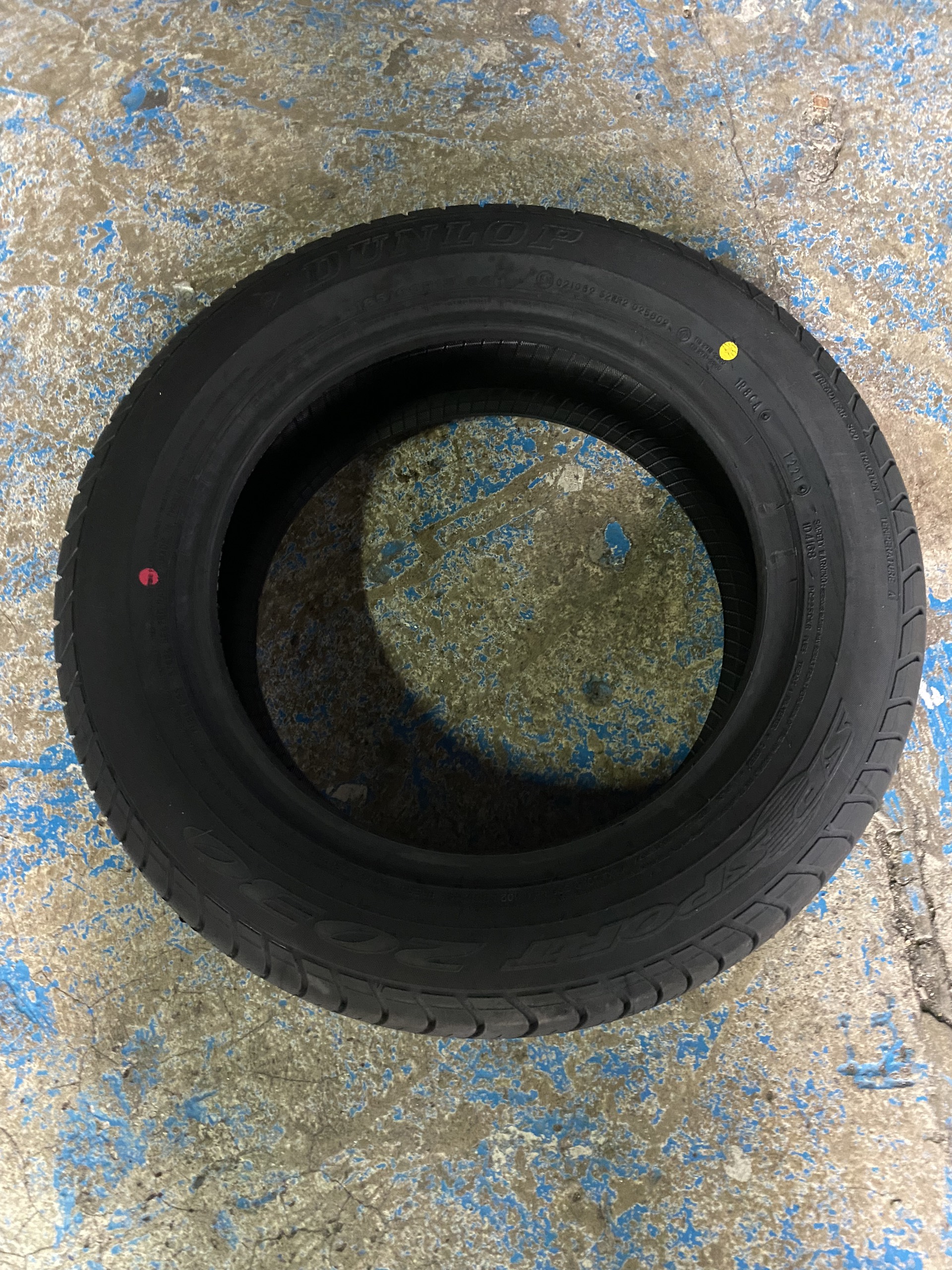 Lốp 185/60R15 SP2030 Dunlop