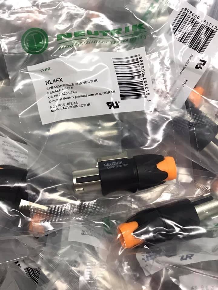 Jack Loa Speakon Bọc Kim Loại ( 1 chiếc )