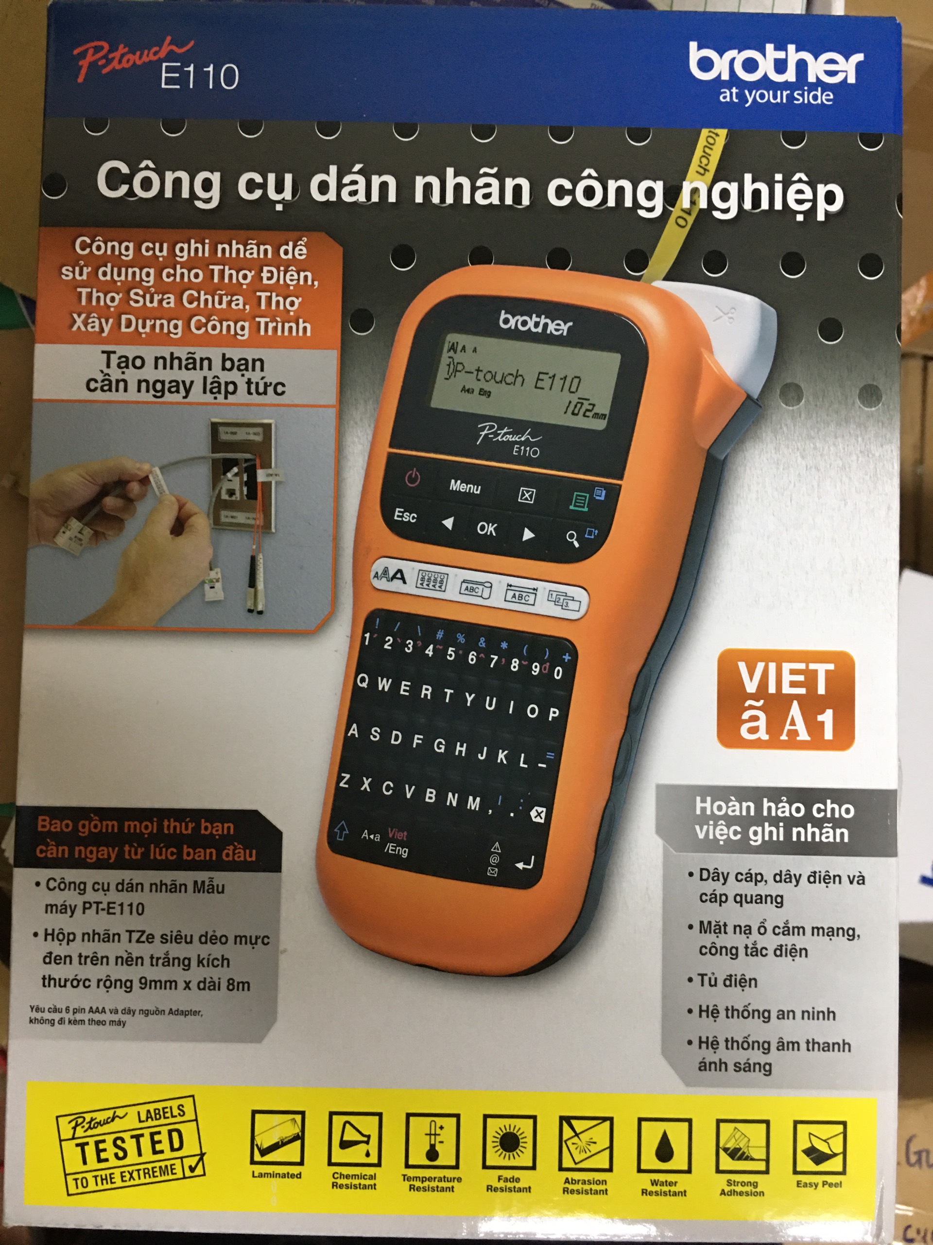 Máy in nhãn Brother PT- E110