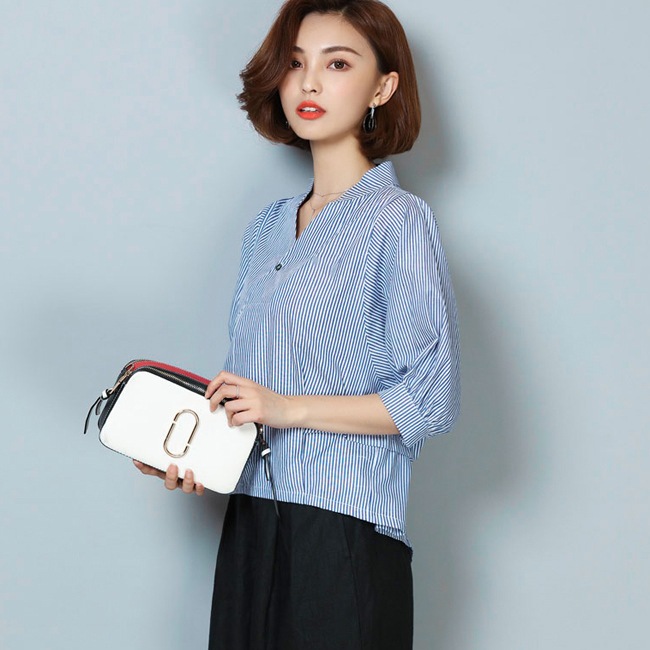 [4.4 Hoàn tiền 15%][HCM]ÁO SỌC CỔ TRỤ PHỐI NÚT CÁCH ĐIỆU - AO008