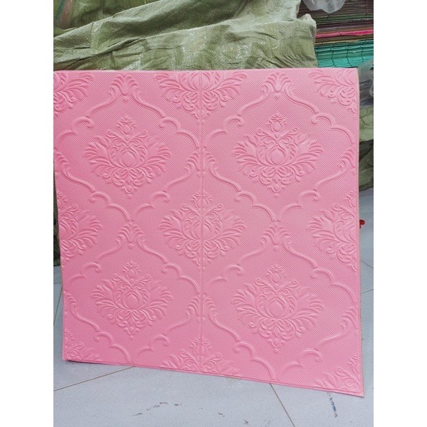 Xốp Dán Tường Giả Da Tân Cổ Điển KT 70x77 Dày 4mm