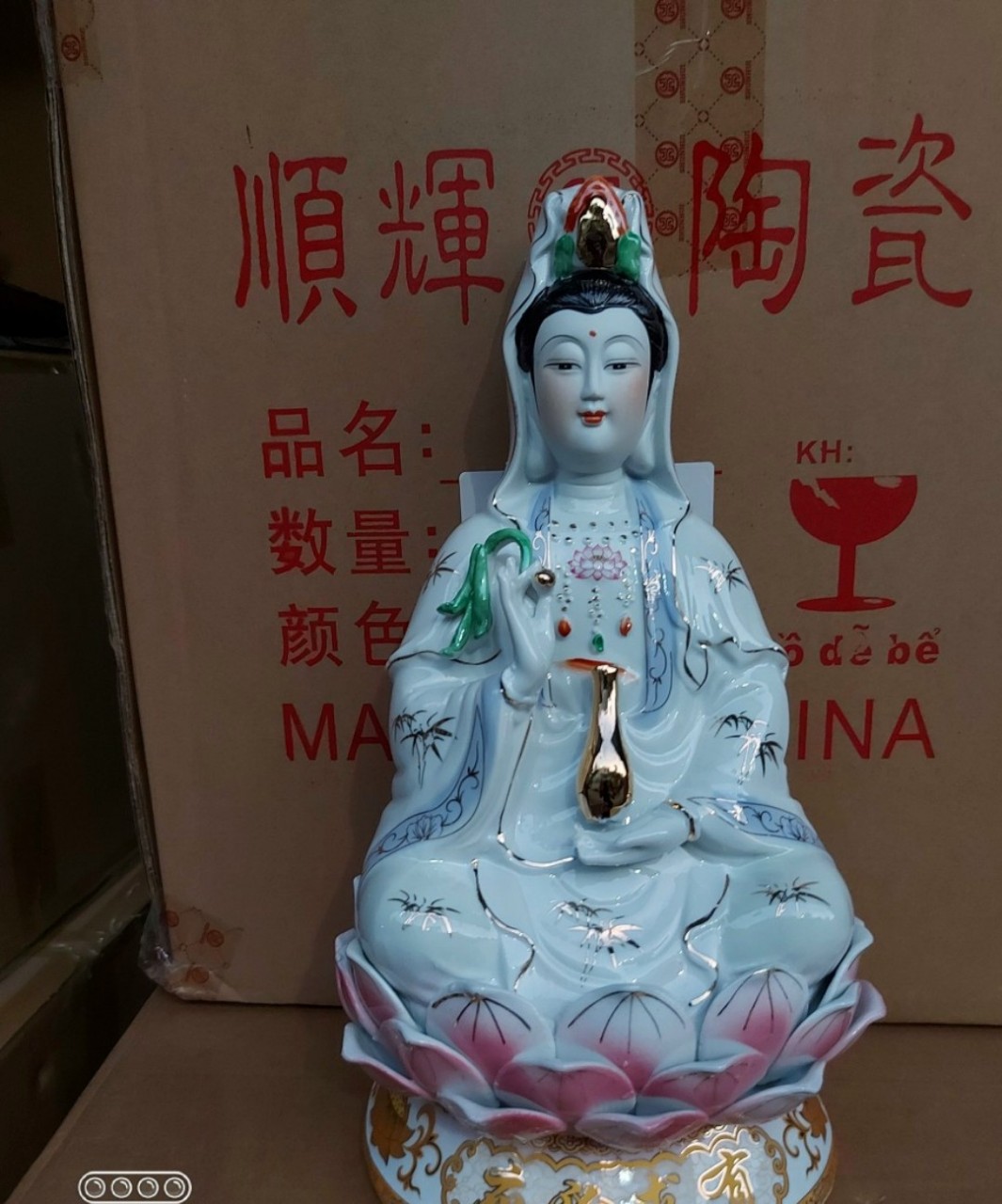 TƯỢNG  MẸ QUAN ÂM SỨ