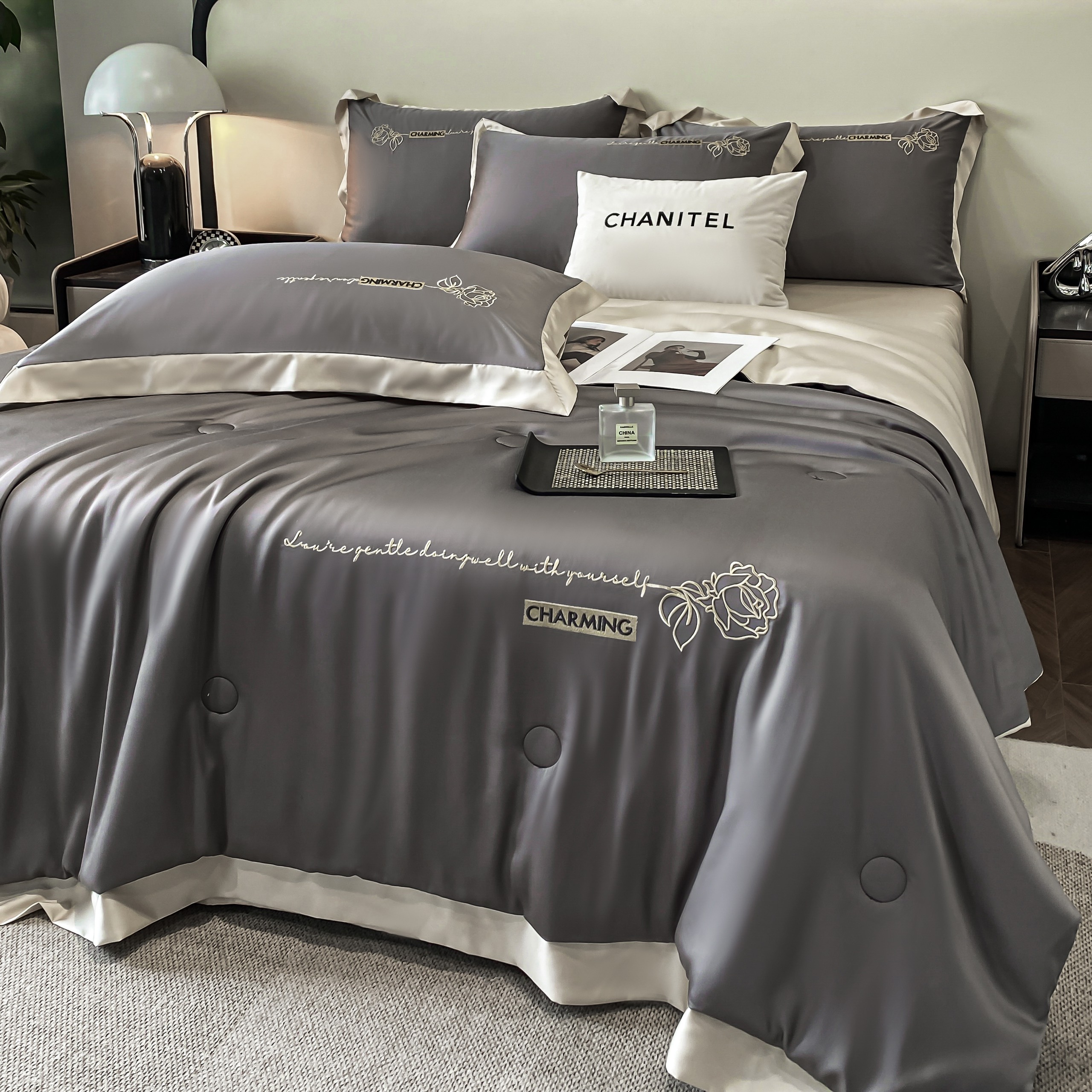 SET 4 MÓN CHĂN CHẦN HÈ+ GA GỐI PHI LỤA THÊU HOA PHỐI VIỀN NHẬP KHẨU CHIIBEDDING