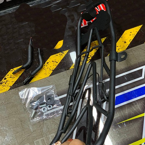 baga giửa xe máy yaz đen sơn tỉnh điện