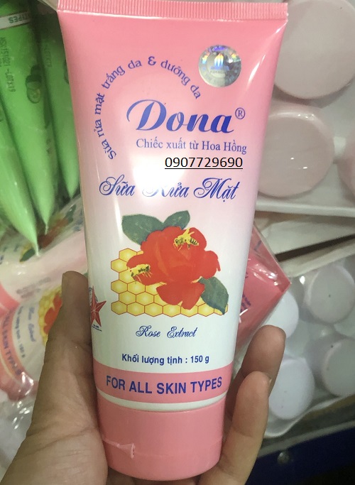 Sữa rửa mặt Dona hoa hồng 150ml