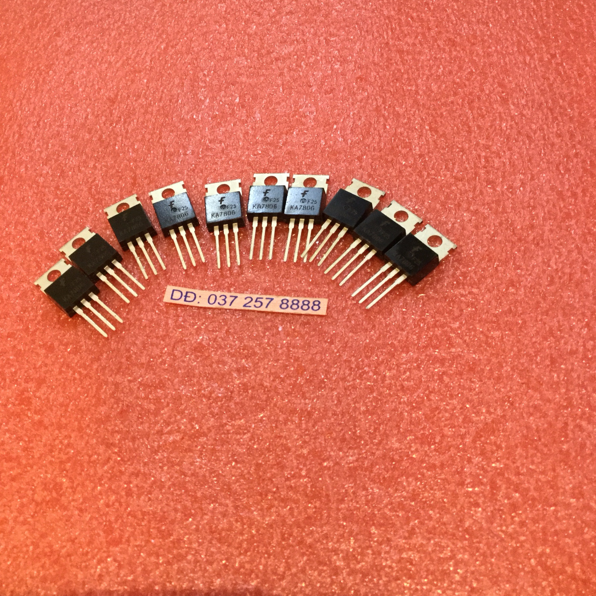 IC ổn áp 7824-24 v (10 chiếc)