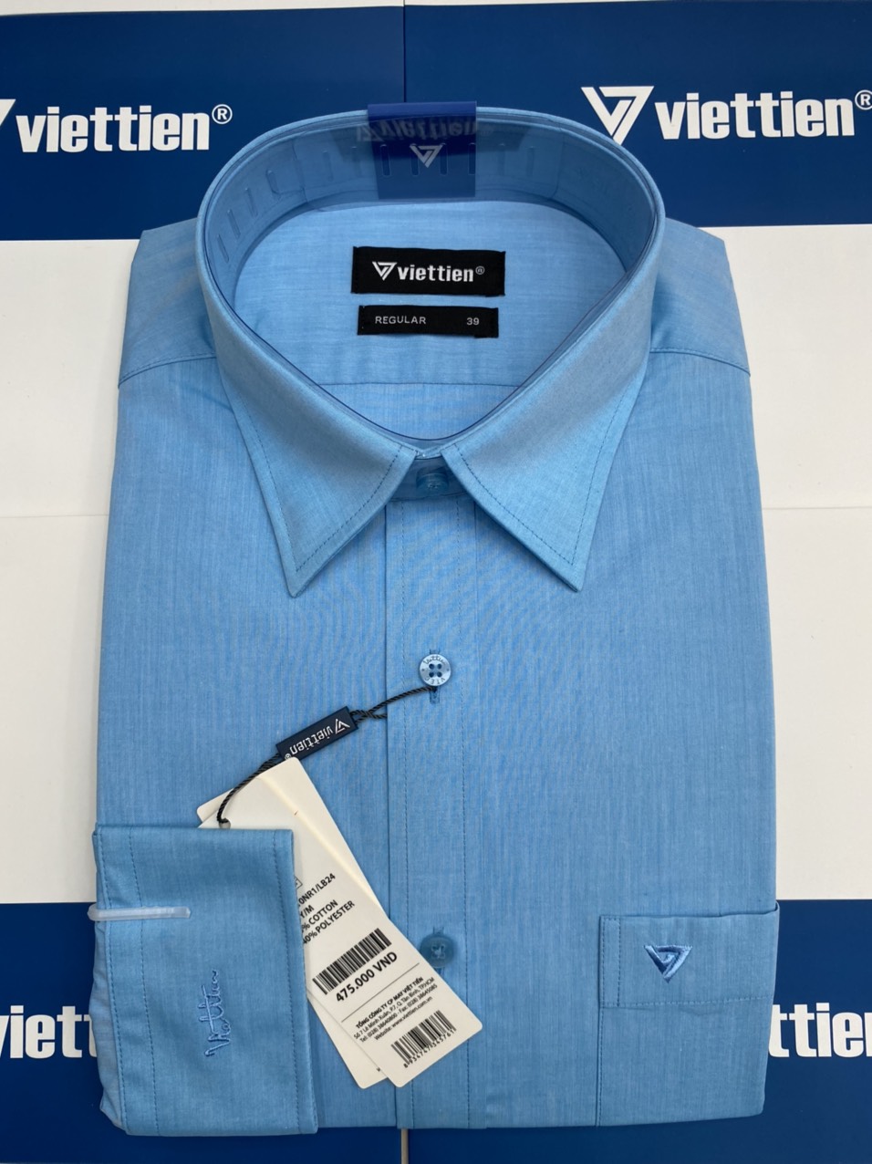 Áo sơ mi dài tay hiệu Việt Tiến form thương, vạt bầu