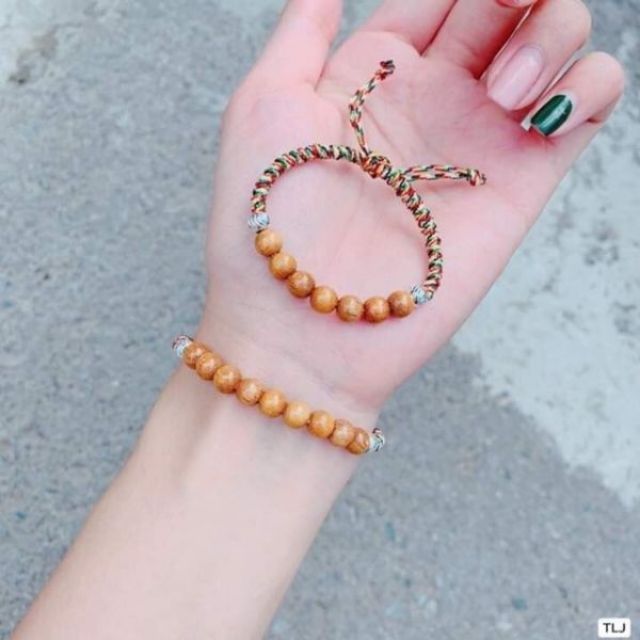 Vòng tay chỉ ngũ sắc may mắn