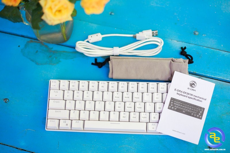 Bàn phím cơ E-DRA EK361W V2 Bluetooth White Blue switch