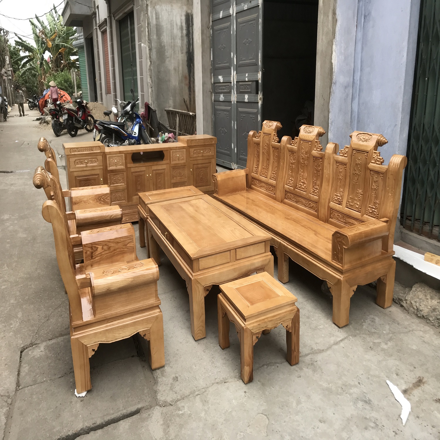Bộ Bàn Ghế Âu Á Gỗ Sồi Nga