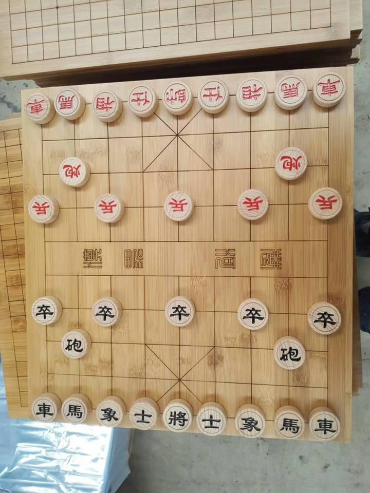 Cờ tướng gỗ Vương Thiên Nhất