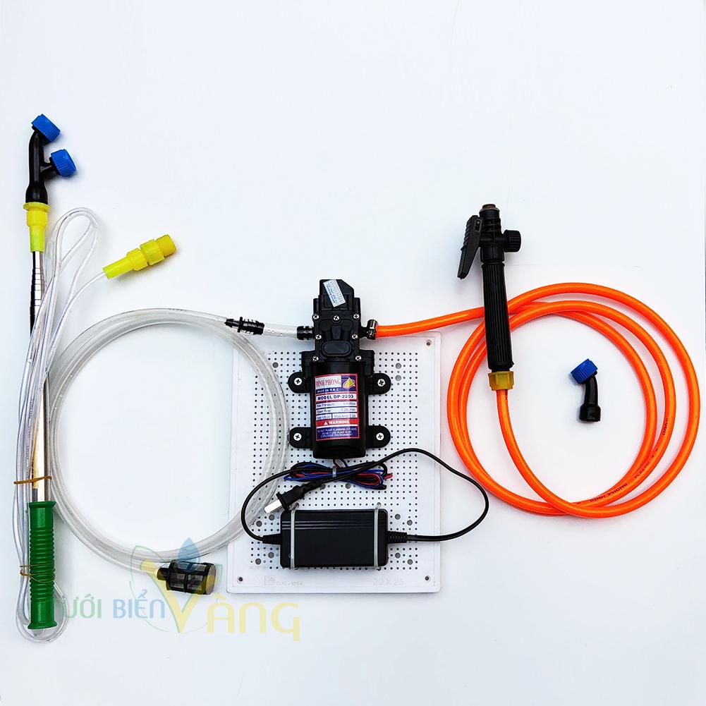 Bộ bơm phun sương tưới lan cầm tay đầy đủ đầu béc phun cần phun rút gọn được tay bóp khóa dây phun bơm nguồn lắp trên bảng điện