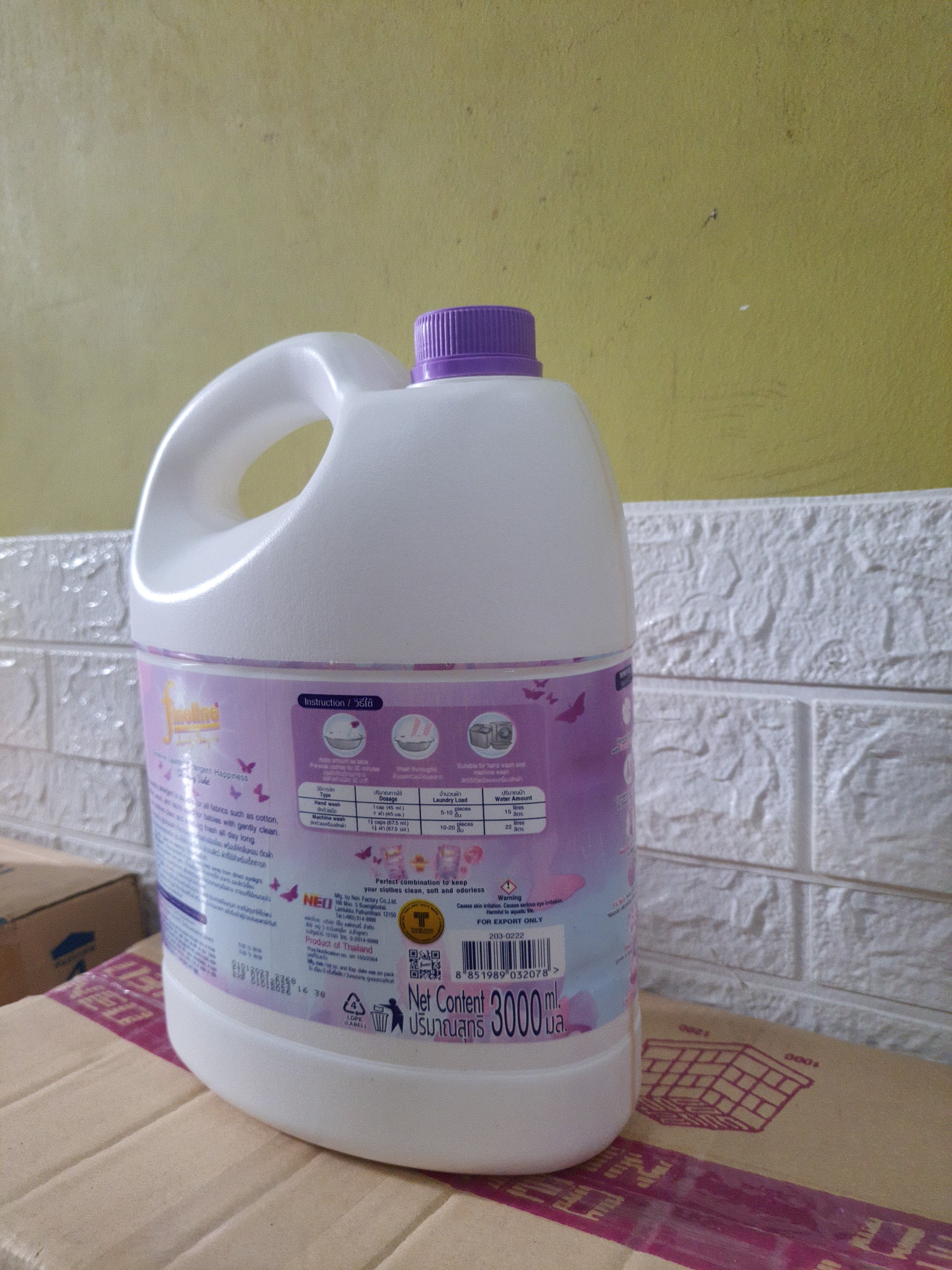 Nước Giặt Xả Thái Lan FineLine Hương Charming Violet