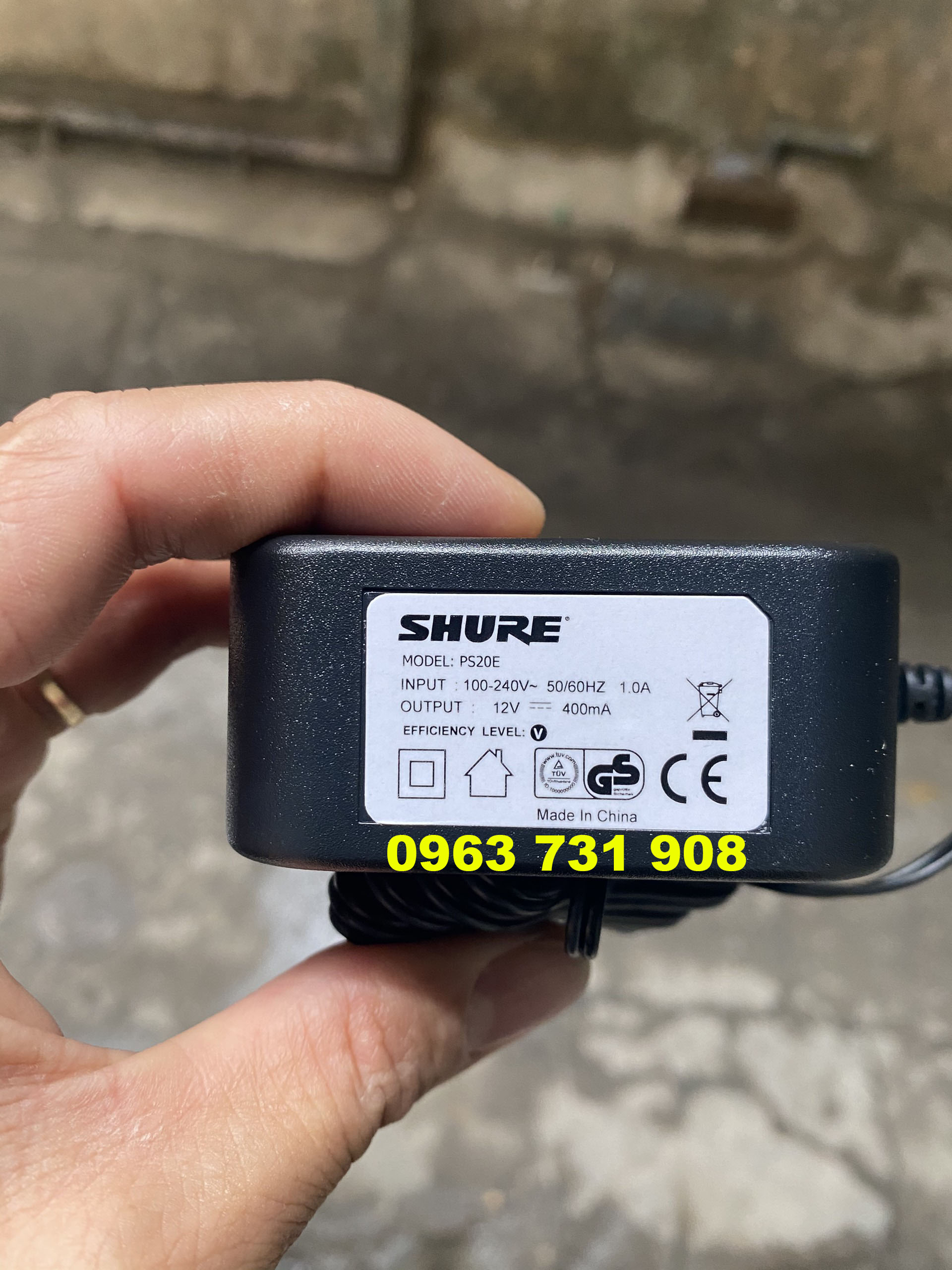 Adapter nguồn đầu thu micro Shure không dây 12V