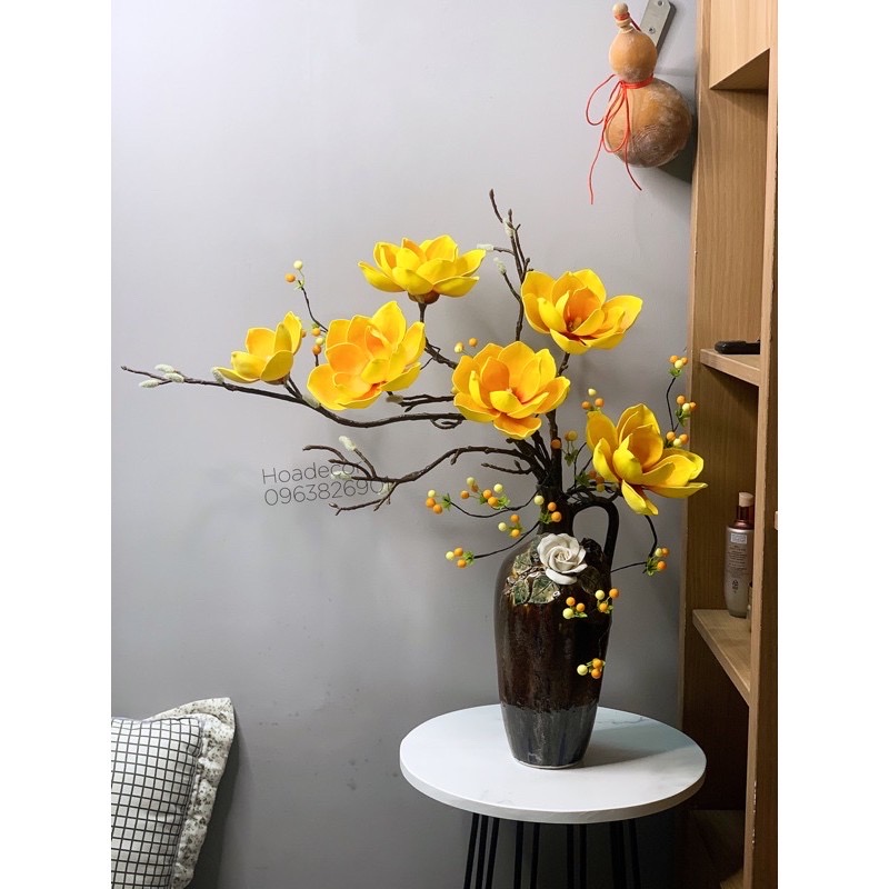 Hoa Giả Hoa Lụa - Lọ Hoa Mộc Lan Nghệ Thuật Độc Đáo Trang Trí