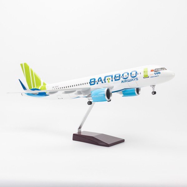 [HCM]Mô hình máy bay lắp ráp có đèn led Bamboo Airways Airbus A320 47cm Everfly