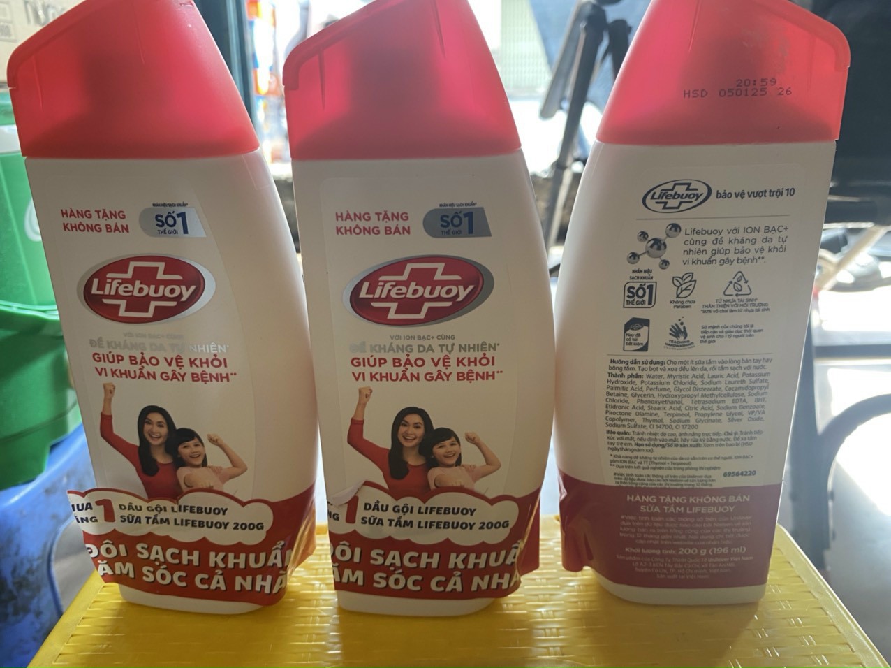 Sữa tắm Lifebuoy  240g (Hàng khuyến mãi)