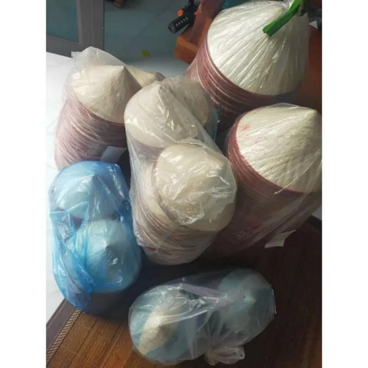Nón lá nhỏ đủ size trang trí