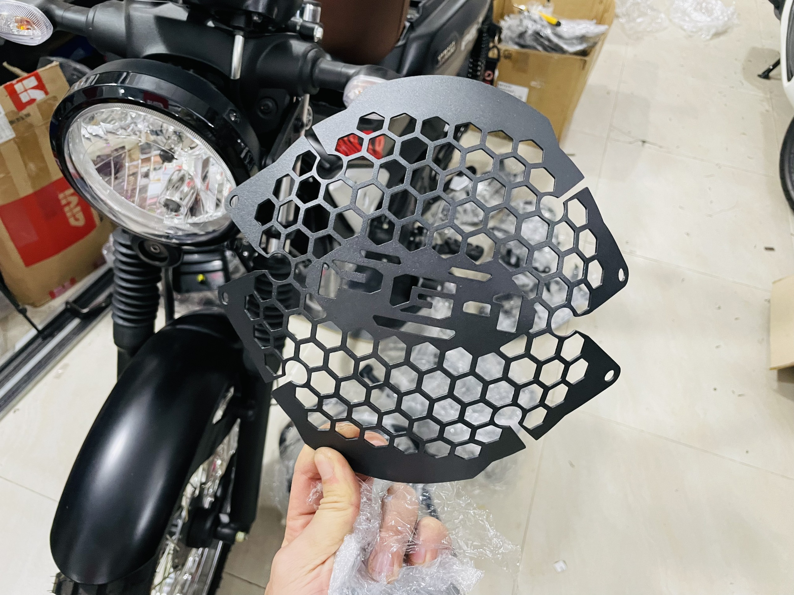 Lưới Đèn PG1 Ốp Chóa Đèn Yamaha PG-1 Che Gáo Đèn