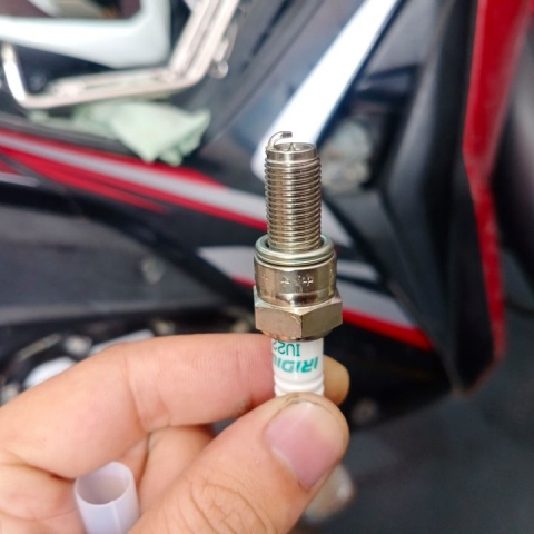 Bugi DENSO IRIDIUM POWER IU22