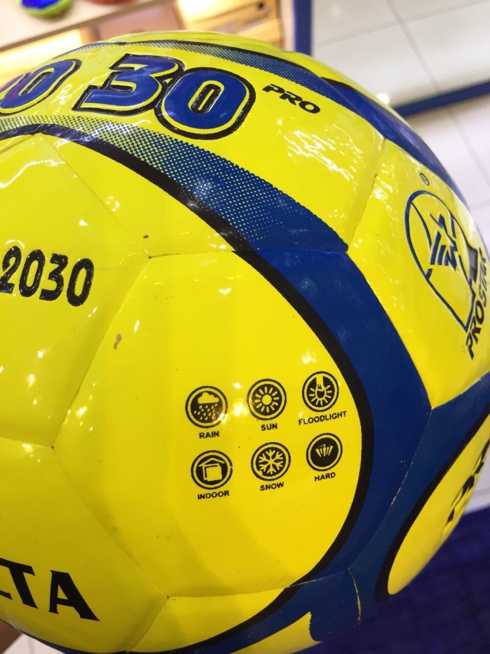 Bóng đá 2030-(QUẢ BÓNG ĐÁ SÂN FUTSAL DELTA)-SIZE4