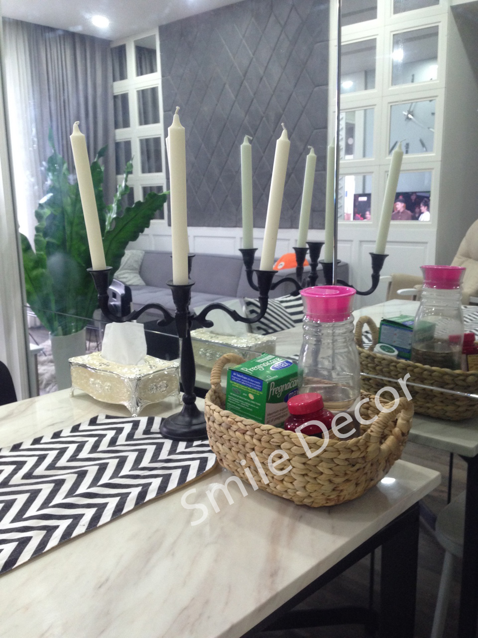 Khay đựng đồ đa năng , cắm hoa đan lục bình Smile Decor hình thuyền có quai cầm tiện dụng