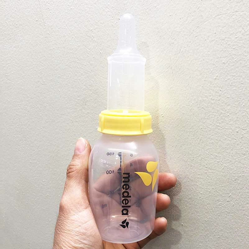 Bình Sữa Medela Cho Trẻ Hở Hàm Ếch, Bú yếu