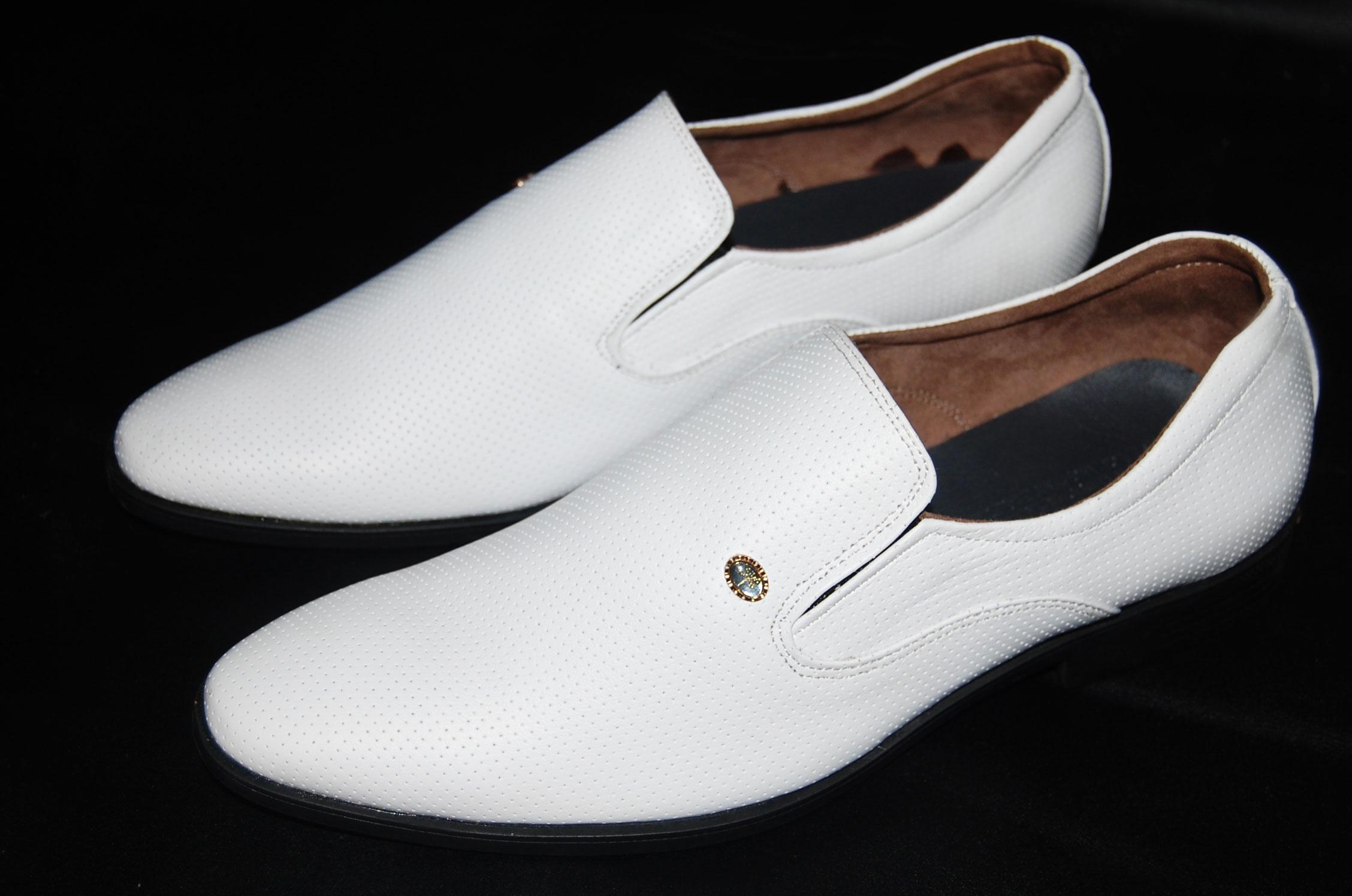 Real Cowhide Shoes