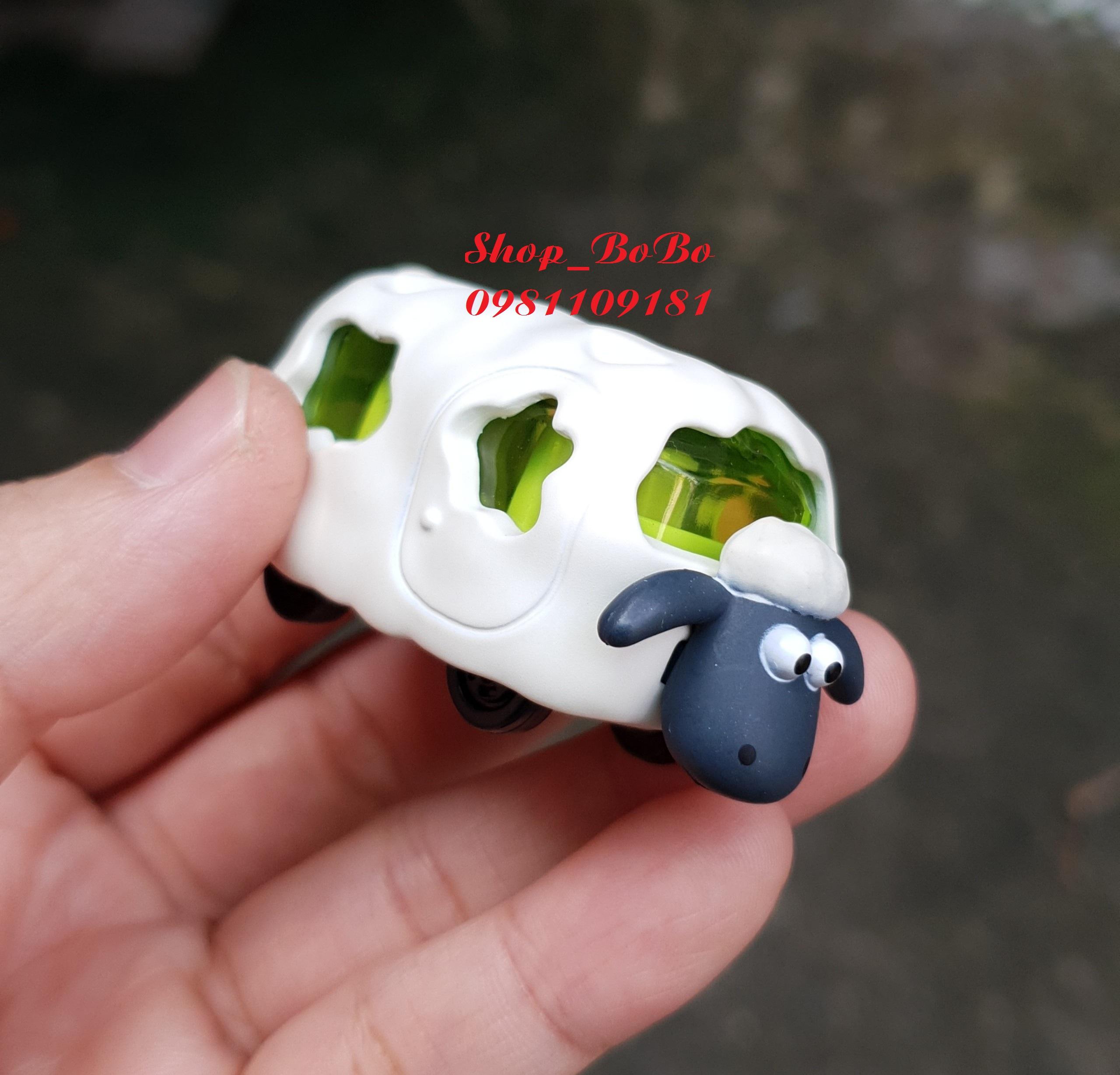 Xe mô hình Tomica bằng kim loại - Xe Nhật bản Shaun The Sheep phiên bản Dream Tomica