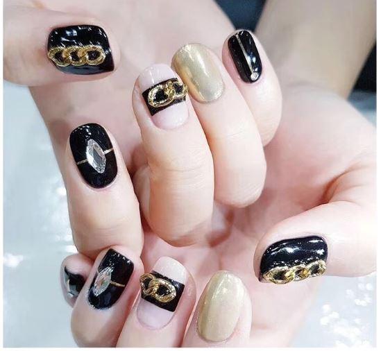 Hũ 15 dây xích 3 mắt trang trí móng