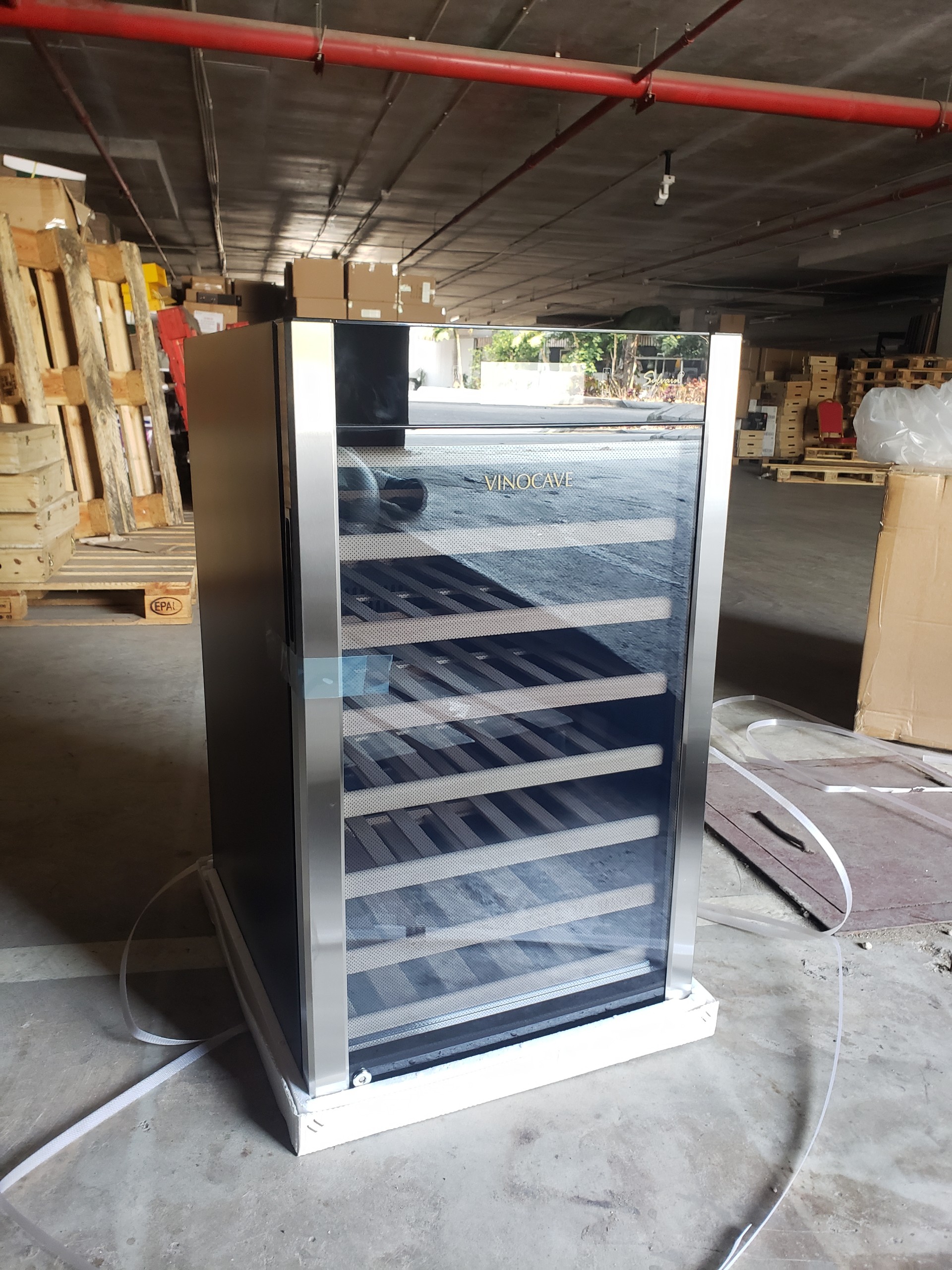 Tủ bảo quản vang 52 chai Vinocave CWC-120A