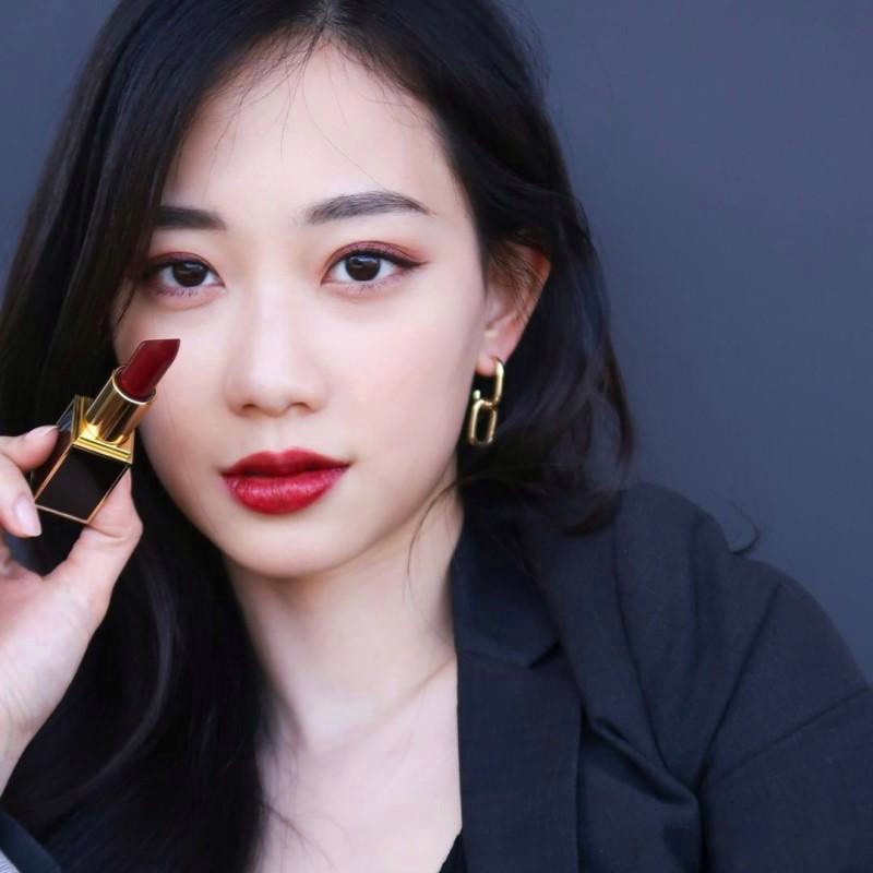 Son Tom Ford 08 Velvet Cherry - Đỏ