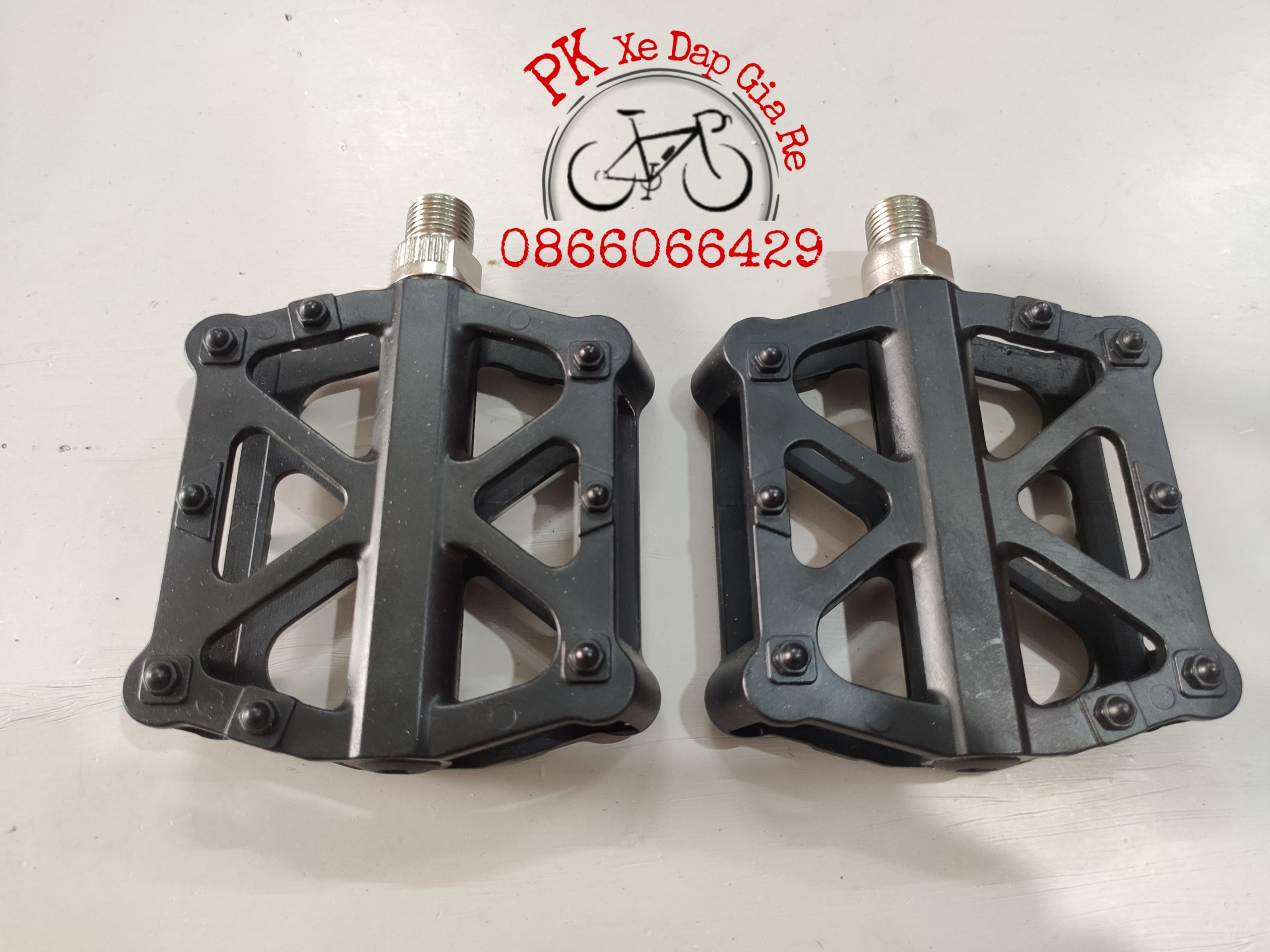 Pedan xe đạp nhôm đúc chạy bạc cao cấp, Bàn đạp xe đạp nhôm siêu nhẹ