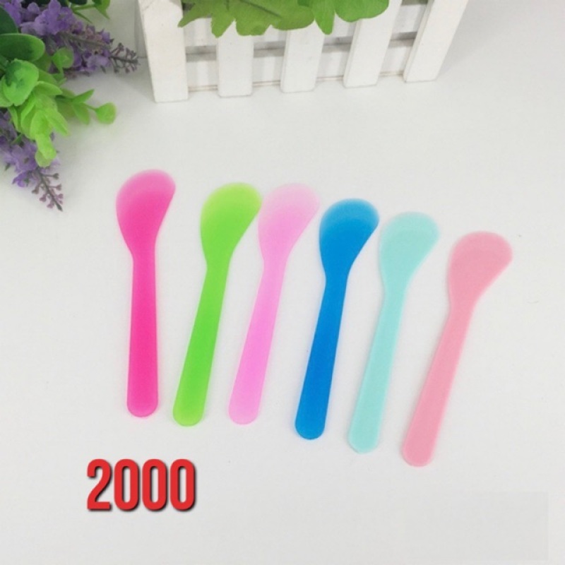 Combo 2000 que thìa nhựa trộn quét mask mặt nạ bột dùng trong spa hàng mới